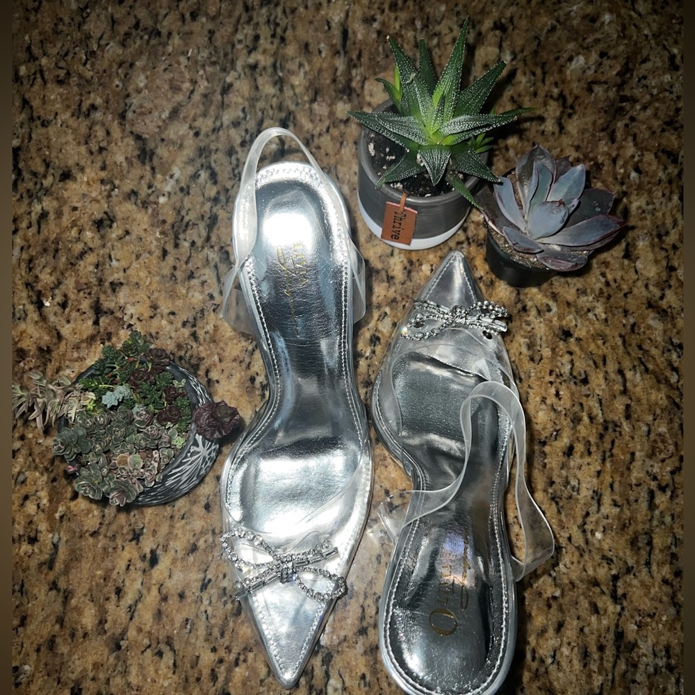 Karrie - Silver - Picture 2 of 6